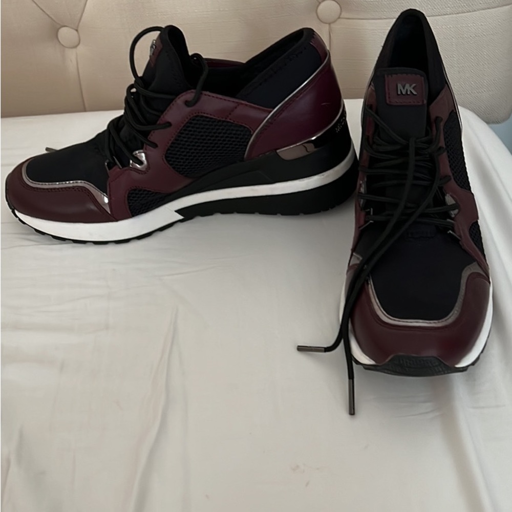Michael Kors fashion sneakers size 8.5 plum and black EUC